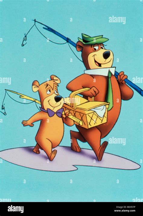 Boo boo bear yogi hi-res stock photography and images - Alamy