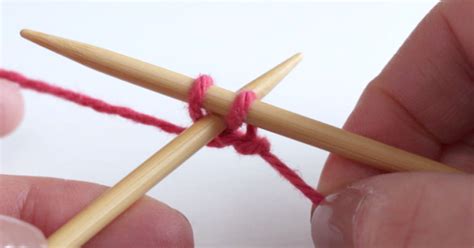 Cable cast-on method - a left-handed knitting tutorial