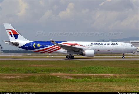 9M-MTJ Malaysia Airlines Airbus A330-323 Photo by Ahmad Sallehuddin A.Sahak | ID 1112675 ...