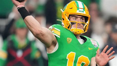 Bo Nix throws 5 TDs in final college game as Oregon wins Fiesta Bowl - ESPN Video