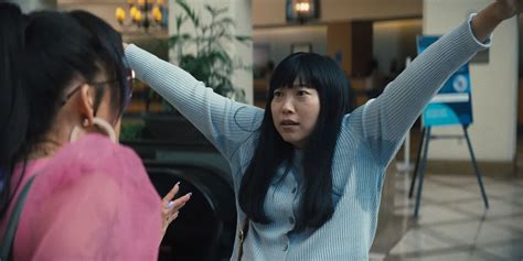 Quiz Lady Review: Sandra Oh & Awkwafina Are Magnetic In Sister Comedy