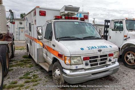 2002 FORD E-450 AMBULANCE 38,150 MILES - Bentley & Associates, LLC