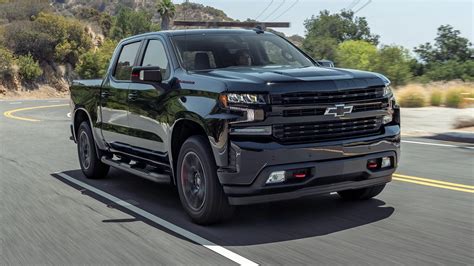 Buyers Guide: Best Trucks by Towing Capacity (Updated for 2021)