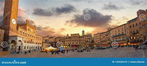 Siena. Piazza Del Campo at Sunset. Tuscany, Italy Editorial Image - Image of catholic, city ...