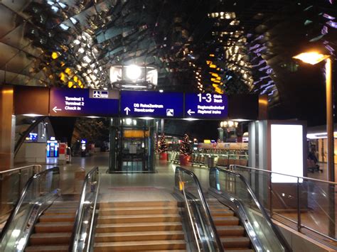 Hotel Review: Frankfurt Airport Hilton - The Military Frequent Flyer