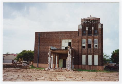 [Donna Central Elementary School Photograph #4] - The Portal to Texas History