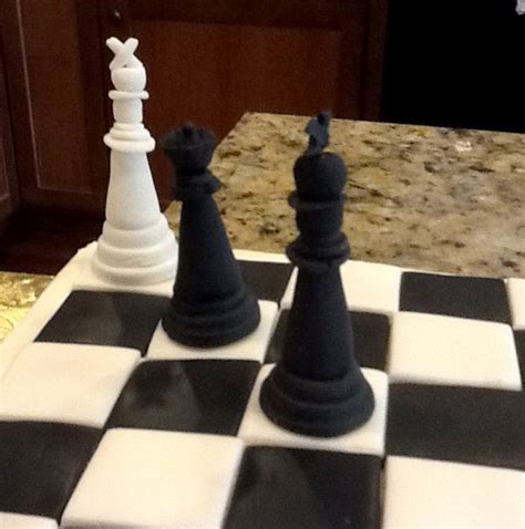 Sue's Sweet Sculptures: Checkmate Chess Cake