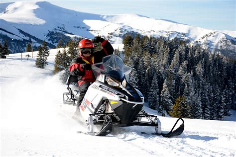 Performance Tour | White Mountain Snowmobile Tours