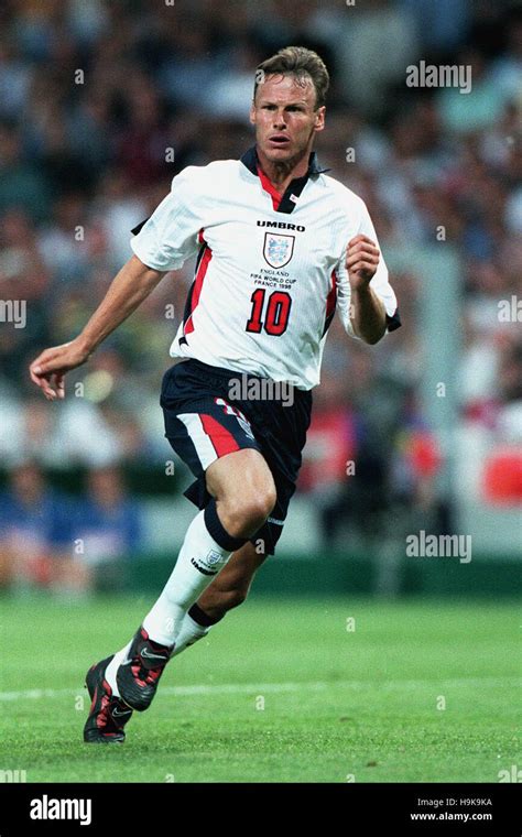 TEDDY SHERINGHAM ENGLAND & MANCHESTER UTD FC 26 June 1998 Stock Photo - Alamy