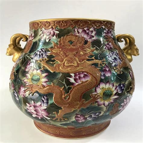 Sold at Auction: unknown, Chinese ancient porcelain vase