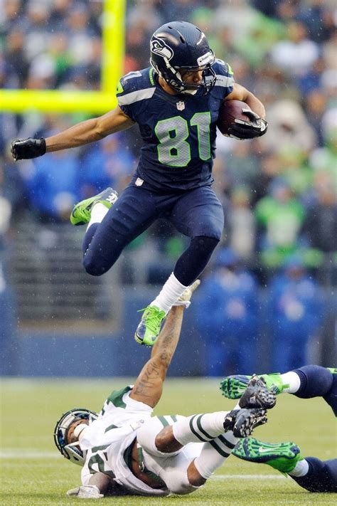 Photos of the Day November 12, 2012 | Seattle seahawks football, Nfl ...