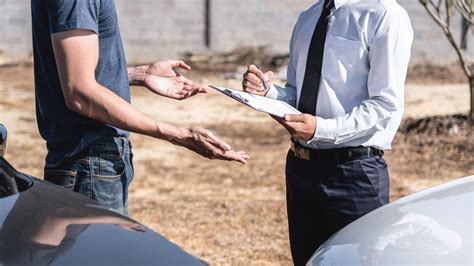 8 Helpful Tips for Negotiating Used Car Price - Carfect