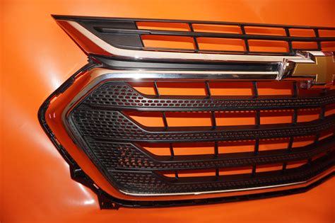 CHEVROLET TRAVERSE GRILLE 2018 2019 2020 23376132 OEM