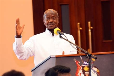 Museveni to engage judiciary on bail for murder suspects - 93.3 KFM