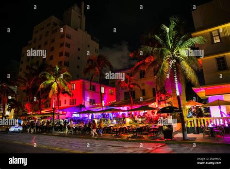 Ocean Drive in Miami Florida at night, nightlife and nightclubs, USA Stock Photo - Alamy