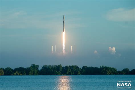 SpaceX conducts Saturday Starlink launch from Cape Canaveral ...