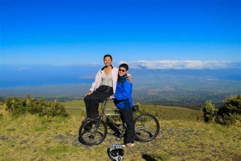 Seeing the Best of Maui: Haleakala Sunrise, Bike & Zipline Tour - For ...