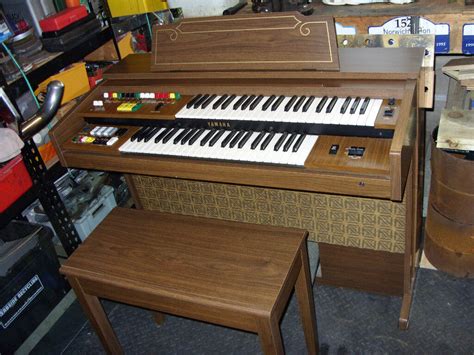 YAMAHA B35 UPRIGHT ORGAN/KEYBOARD - For Sale | in Purton, Wiltshire | Gumtree