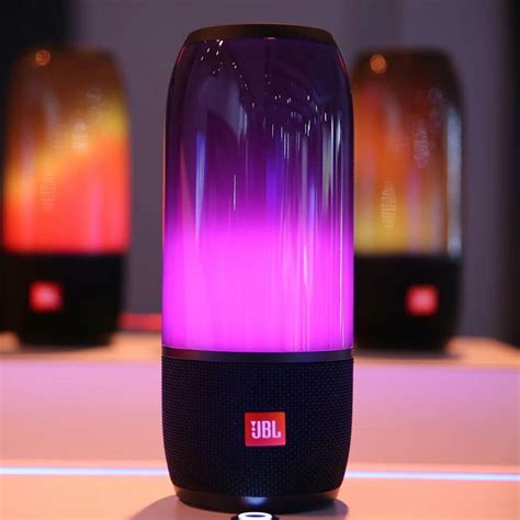 JBL Pulse 3 Review - LED Bluetooth Speaker - Bass Head Speakers