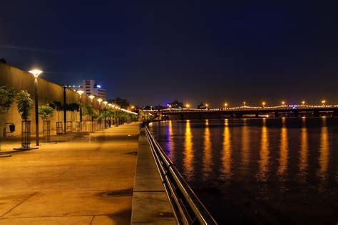 Sabarmati Riverfront, Ahmedabad, India | Scenic tours, Riverfront ...