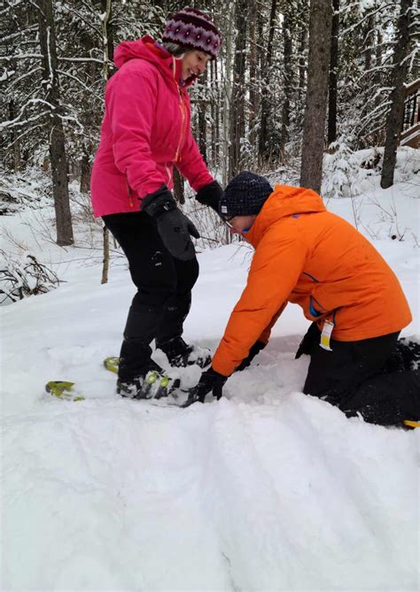 Snowshoeing 101: Guide For Snowshoeing Trail Etiquette