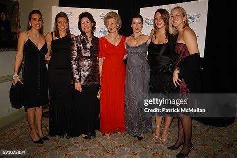 Dina Merrill With Family Photos and Premium High Res Pictures - Getty ...