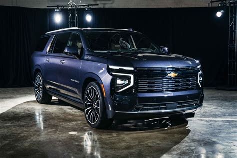 2025 Chevy Tahoe & Suburban: Big SUVs Get Big Updates | Edmunds