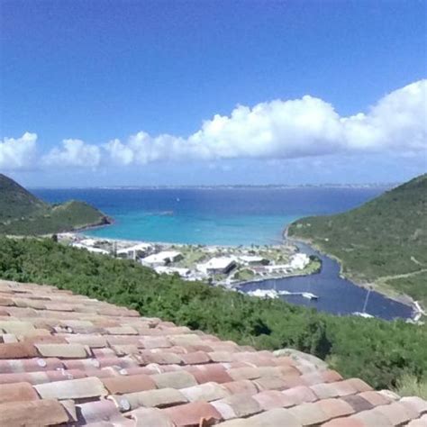 View of Anse Marcel Beach in Saint Martin, Guadeloupe - Virtual Globetrotting