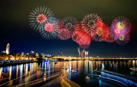 Taiwan National Day fireworks celebration, Taipei | Opera house, Sydney ...