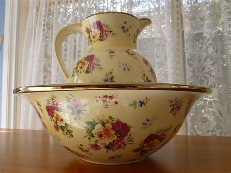 Robert Gordon - Yellow Floral Pitcher/Jug & Basin | Pottery, Gordon, Yellow floral