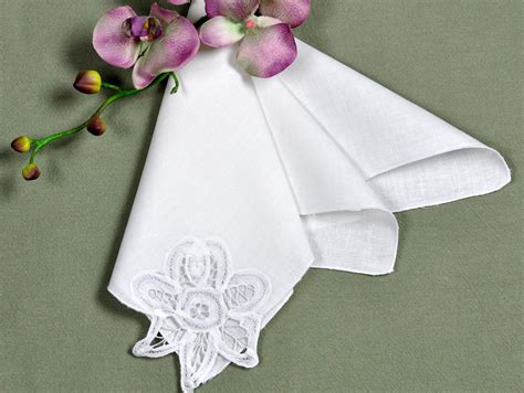 1 Dozen White Linen Battenburg Lace Dinner Napkins