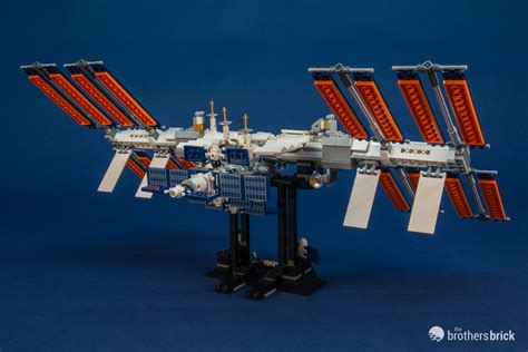 LEGO Ideas 21321 International Space Station - Review - 76Ar4-37 - The Brothers Brick | The ...