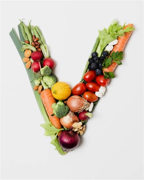 Free Photo | V shaped vegetable arrangement