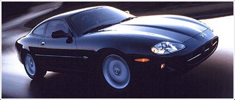 JAGUAR XK8 (1997)