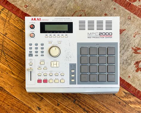 Akai MPC2000 Sampling Drum Machine – Found Sound