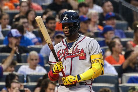 What Pros Wear: Ronald Acuña Jr.'s Lizard Skins Bat Grip - What Pros Wear