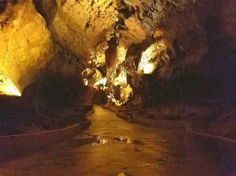 Diamond Caverns Is Louisville's Most Unique Rock Formation