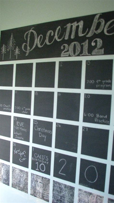 Two Blue Houses: DIY: Chalkboard Wall Calendar