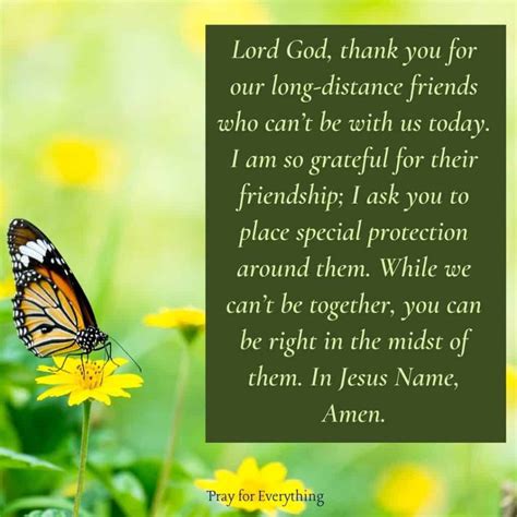 6 Beautiful Thanksgiving Prayers for Friends