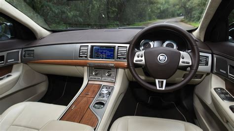 Jaguar-XF-2013-2-2-Diesel-Interior Car Photos - Overdrive