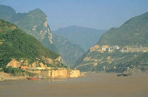 Top 10 Interesting Facts about the Three Gorges of the Yangtze River - Discover Walks Blog