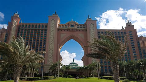 Atlantis Hotel On Palm Jumeirah - Skye Travels