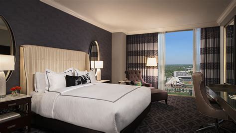 Hotels in Charlotte NC | Kimpton Tryon Park Hotel