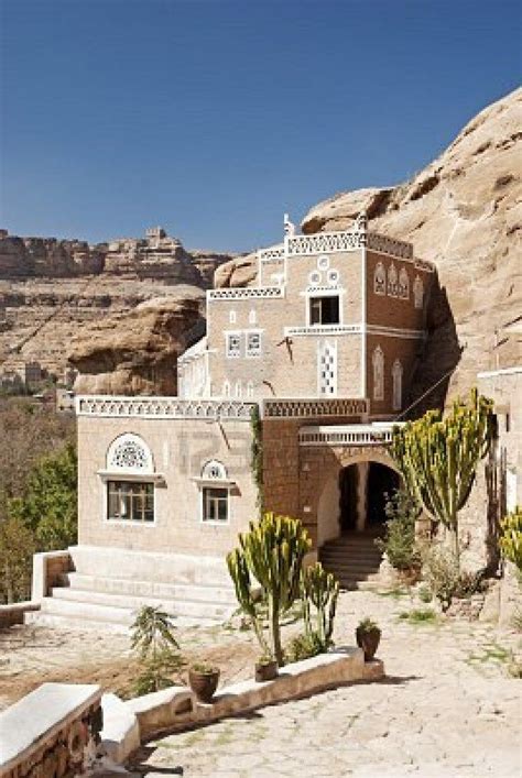 traditional yemeni house in village near sanaa yemen | Yemen, Mud house, Sana'a