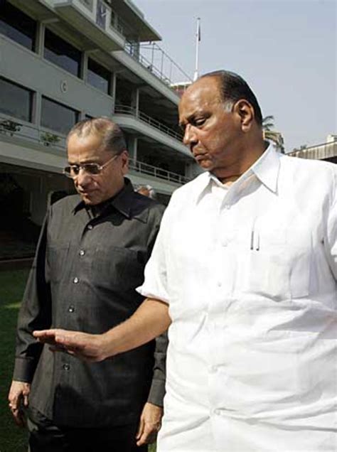 Sharad Pawar (right) speaks to Jagmohan Dalmiya | ESPNcricinfo.com