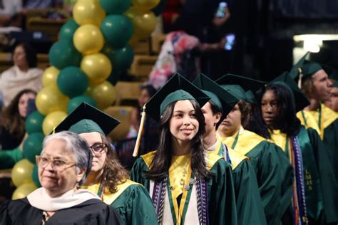 Pictures: Graduation Lake Minneola High School – Orlando Sentinel