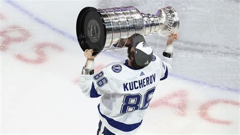 Bubble hockey champions: Tampa Bay Lightning win Stanley Cup | FOX 5 ...