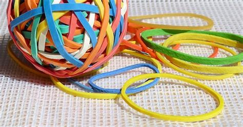 19 Everyday and Fun Uses of Rubber Bands l Things To Do With Rubber Bands