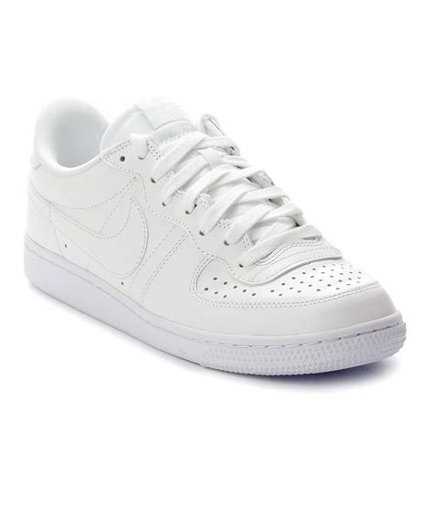 Nike White Sneaker Shoes - Buy Nike White Sneaker Shoes Online at Best Prices in India on Snapdeal