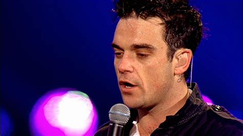 Robbie Williams: Live at Knebworth - Robbie Williams Image (3436943) - Fanpop